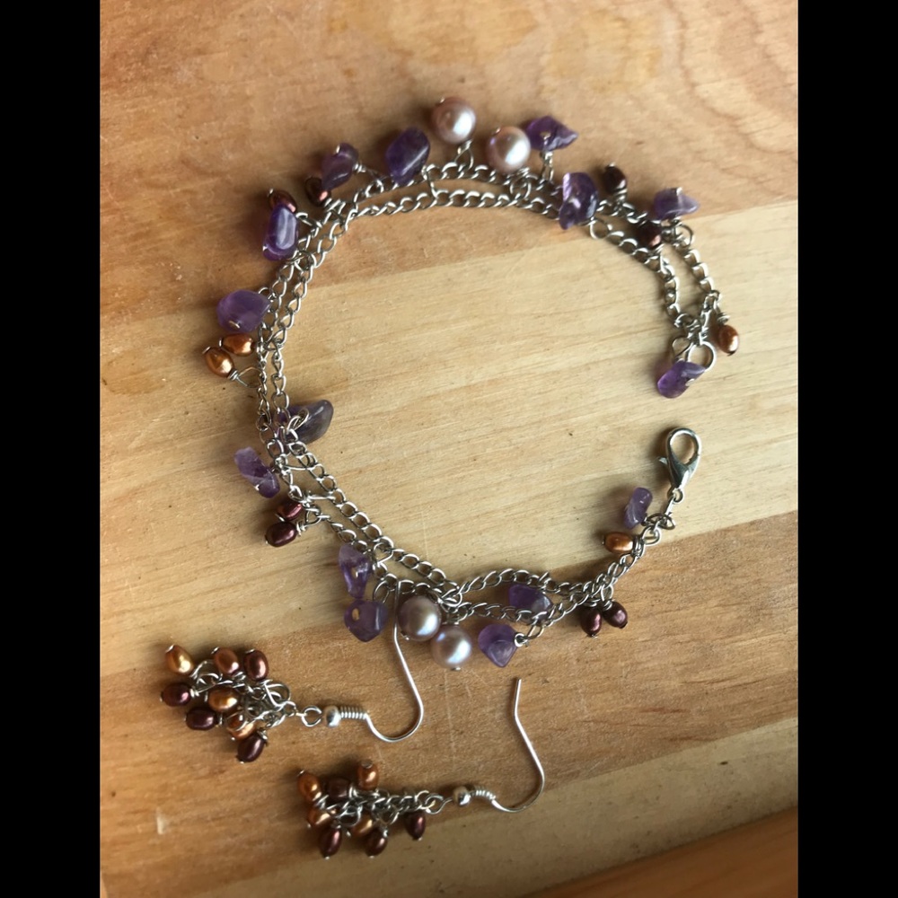 Pearl and amethyst bracelet